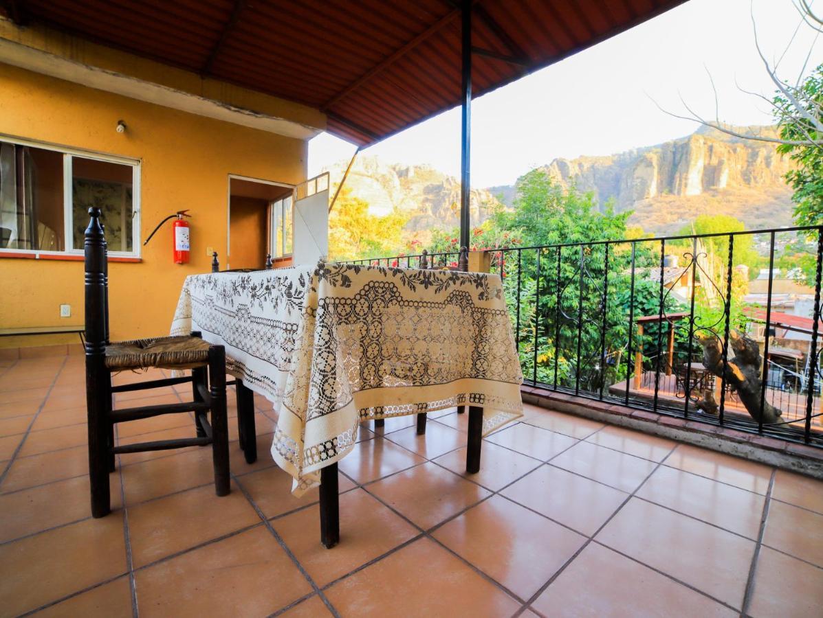 Posada Bugambilias Tepoztlan Bagian luar foto