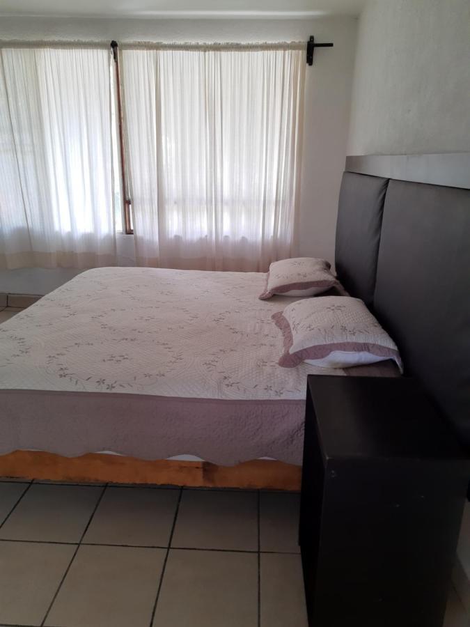 Posada Bugambilias Tepoztlan Bagian luar foto