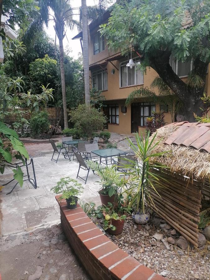 Posada Bugambilias Tepoztlan Bagian luar foto
